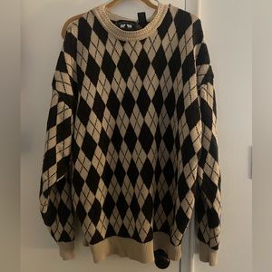 Diamond pattern sweater